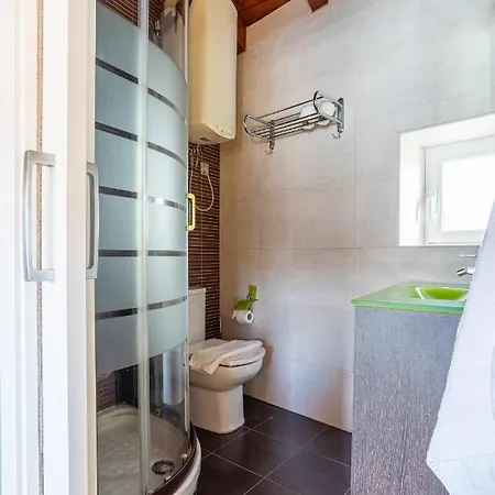 Portu Zarra Apartament Bermeo